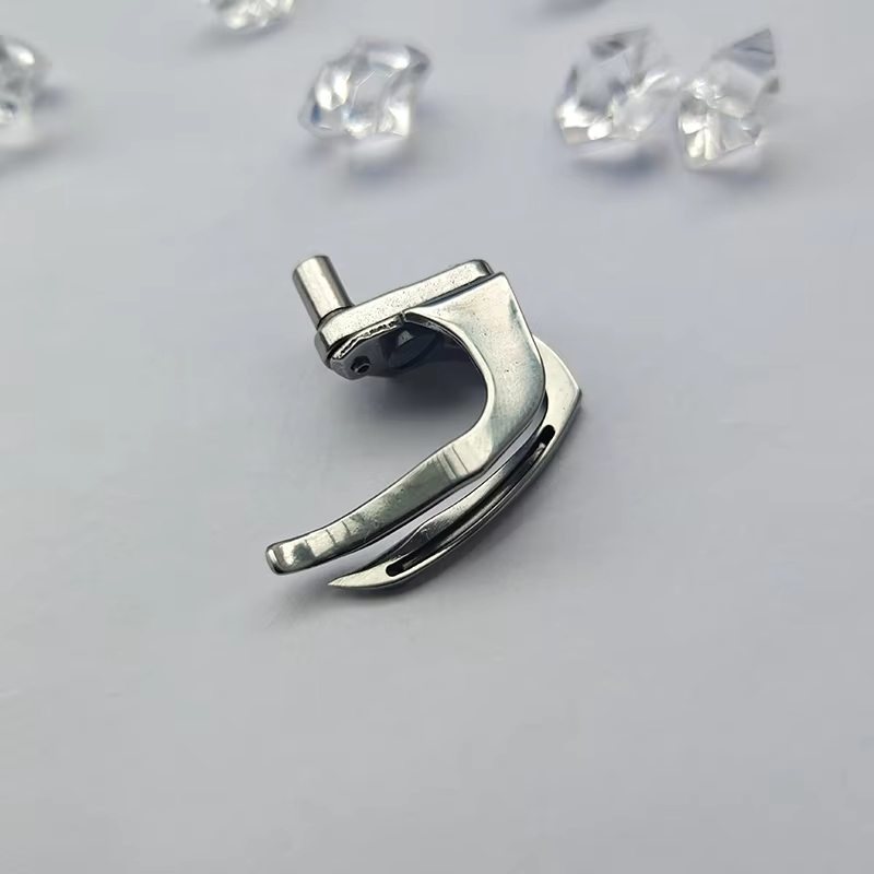 Y68217 Looper For Four Needles - đánh giá và giá Sewing Production